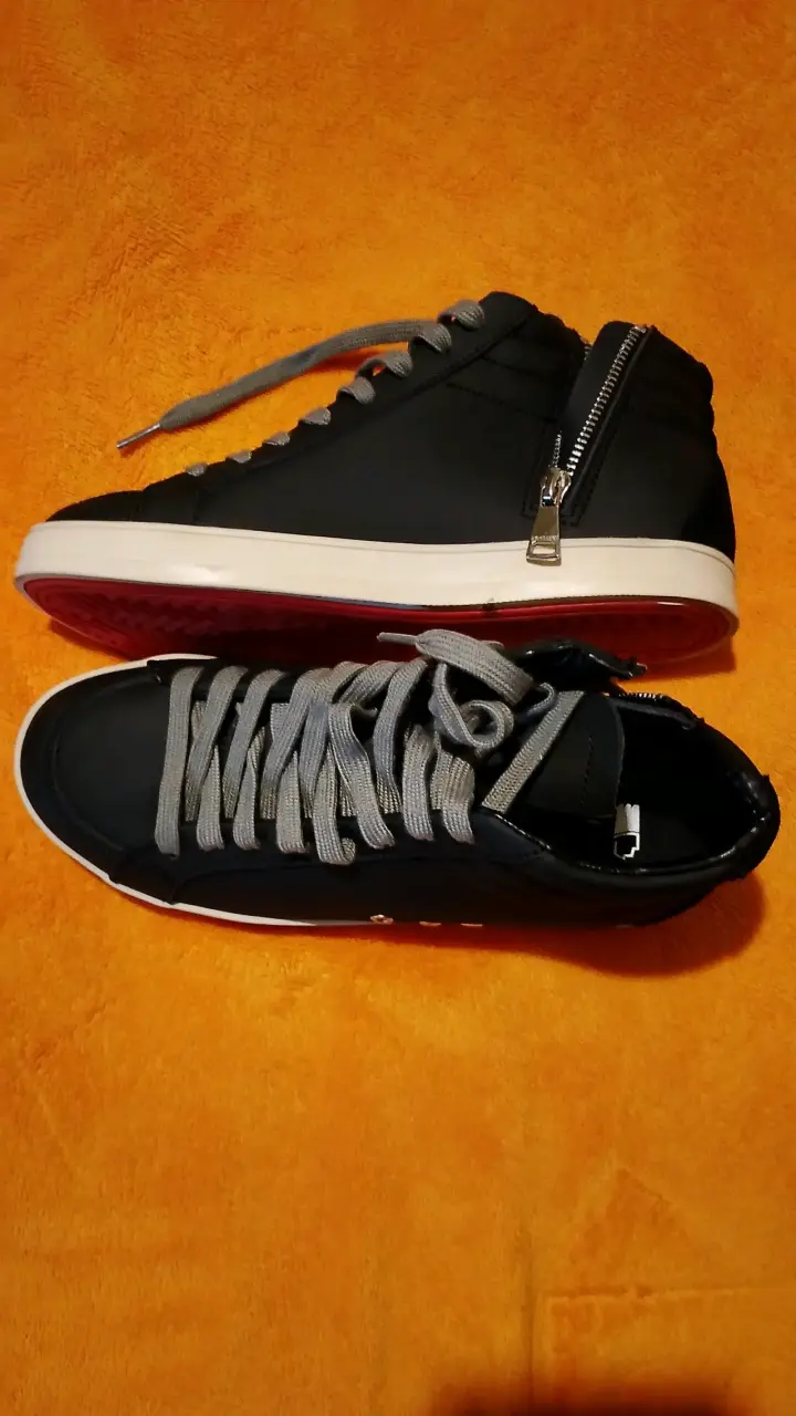 Zapatillas urbanas negras con cierre lateral - 2