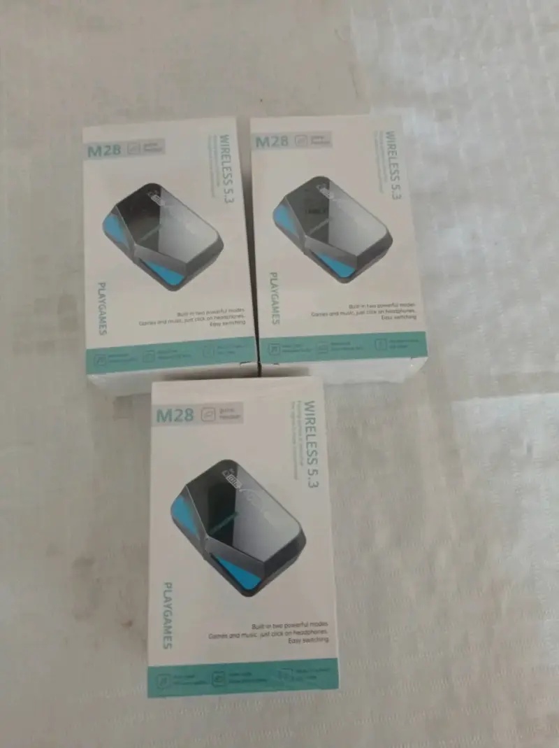 Auriculares inalámbricos PlayGames M28 con Bluetooth