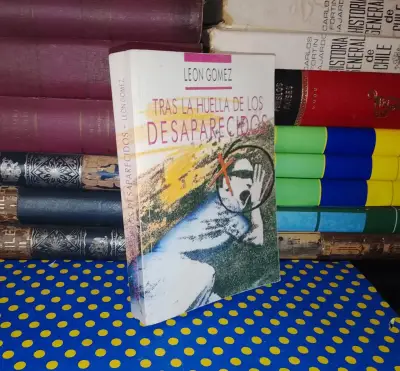 Tras La Huella De Los Desaparecidos - León Gómez - miniatura 1