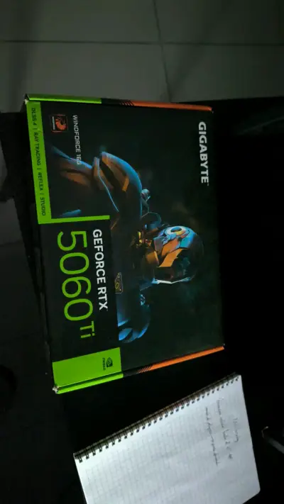 Tarjeta Gráfica Gigabyte GeForce RTX 5060 Ti 16gb - miniatura 2
