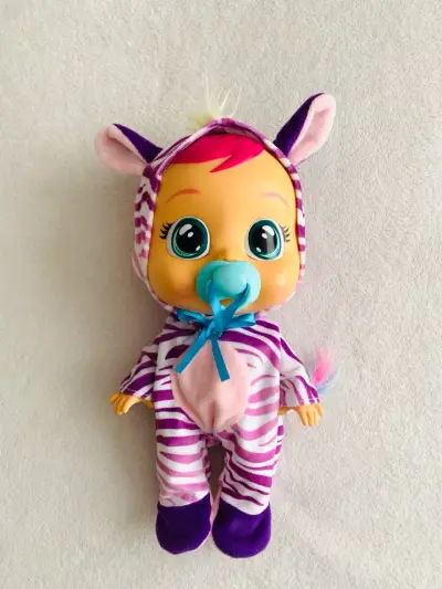 Muñeca bebé llorón Zena disfraz cebra Cry Babies - miniatura 1