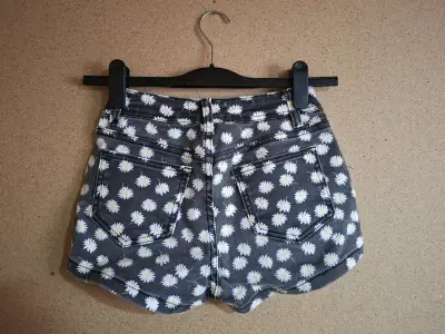 Shorts de mezclilla con estampado floral Opposite - miniatura 2