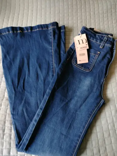 Jeans de mujer Menina tiro alto pata ancha - miniatura 4