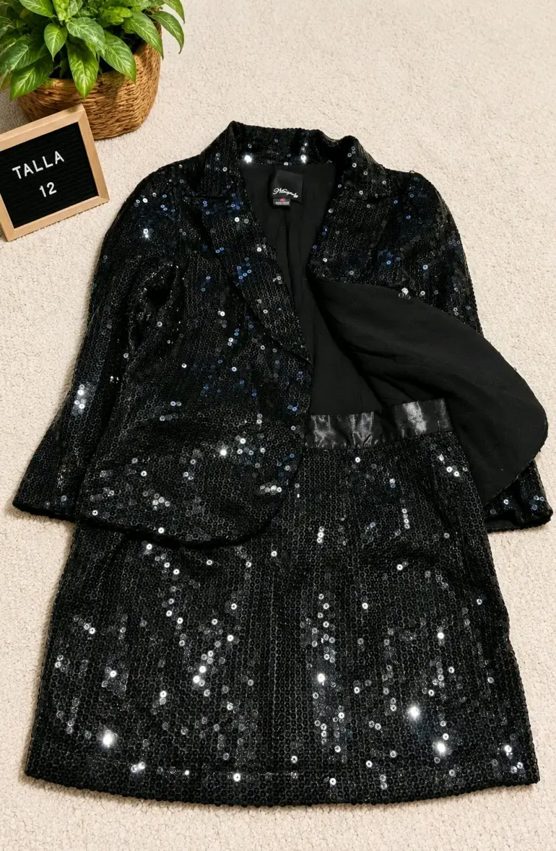 Conjunto de lentejuelas negro talla 12