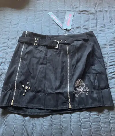 Falda negra con diseño de calavera Romwe - miniatura 2