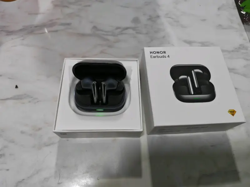 Galaxy Watch 4 de 40mm con Audífonos Honor Earbuds 4 - 5