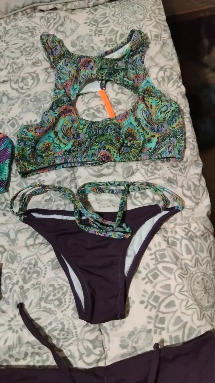 Bikini estampado multicolor para mujer - 1