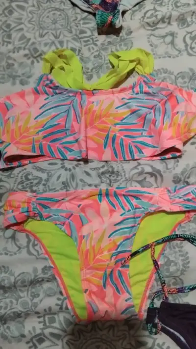 Conjunto de bikini estampado floral Attitude - miniatura 4