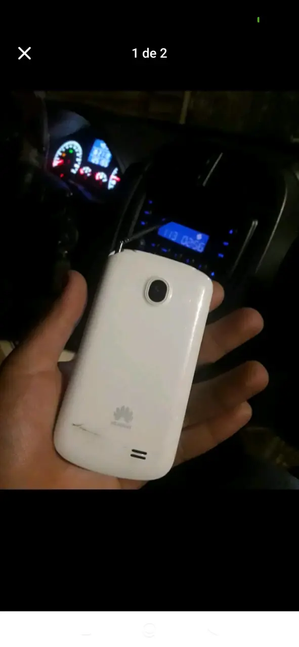 Teléfono Huawei blanco en buen estado - 1