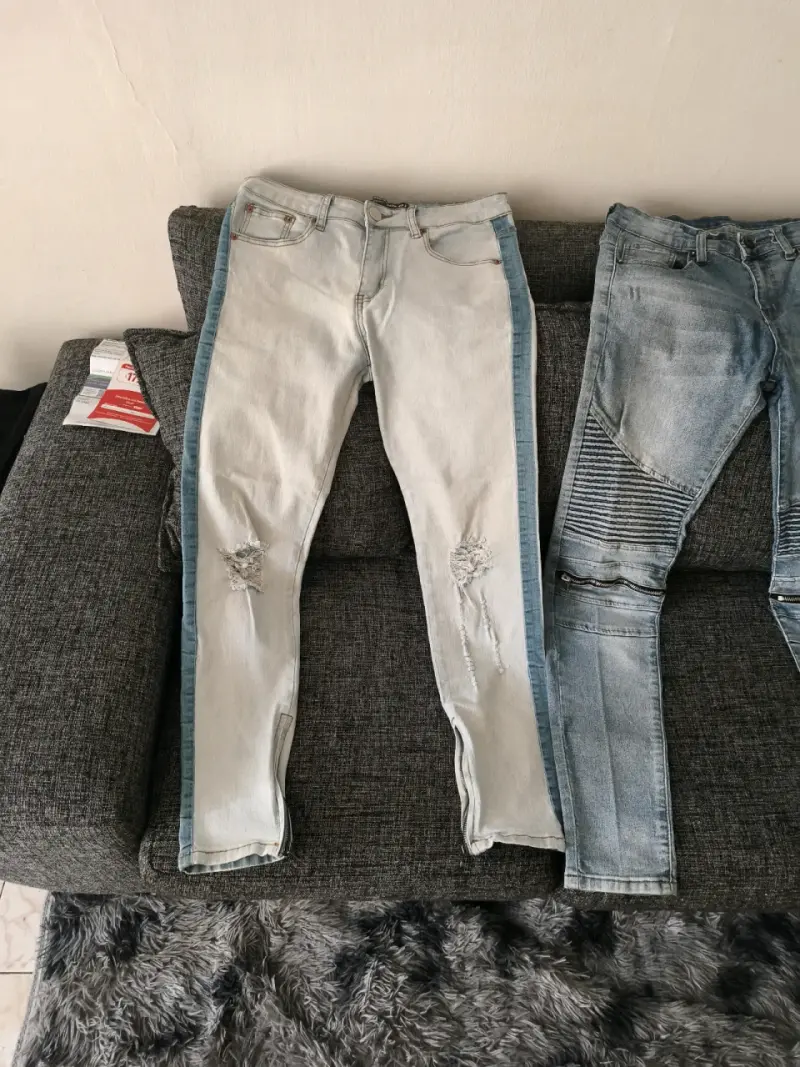Jeans Talla 40 — con y sin cierre 👖 - 5
