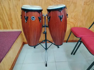Congas LP de madera con soporte - miniatura 1