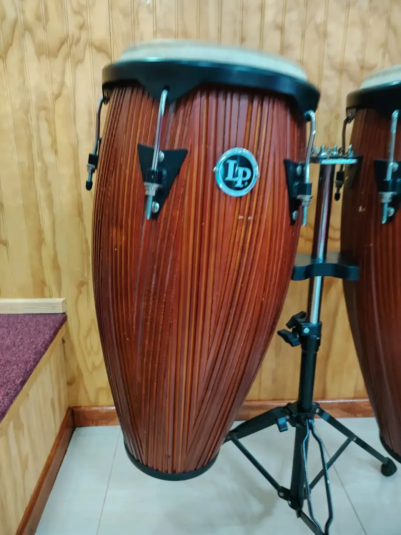 Congas LP de madera con soporte - 5