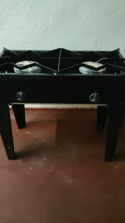 Cocina a gas de dos quemadores negra - miniatura 2