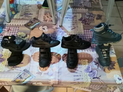 Zapatillas deportivas negras Puma para niños - miniatura 1