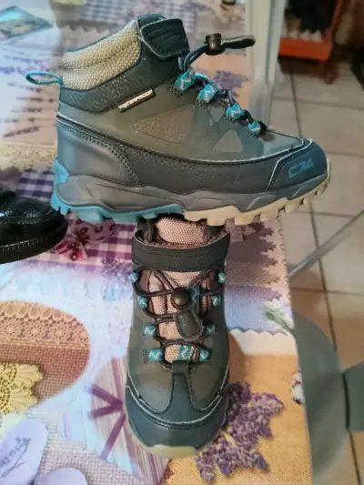 Zapatillas deportivas negras Puma para niños - miniatura 2