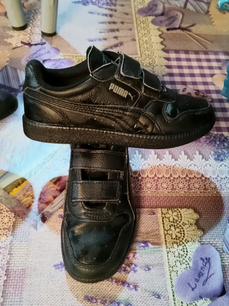 Zapatillas deportivas negras Puma para niños - 3