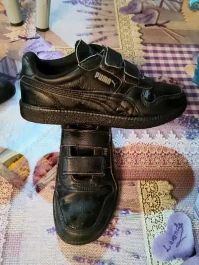 Zapatillas deportivas negras Puma para niños - miniatura 3