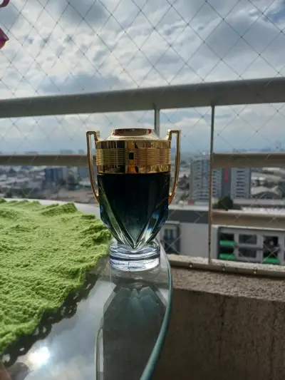 Perfume Paco Rabanne Invictus 100ml - miniatura 1