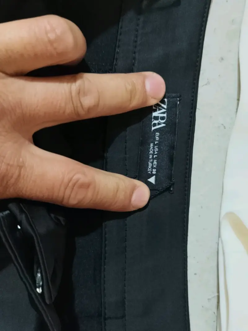 Shorts de mujer Zara en varios colores - 2