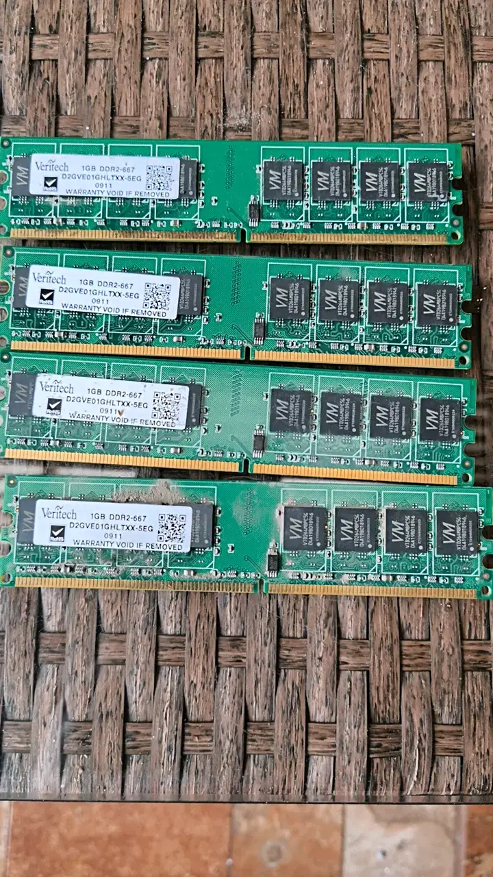 Memorias RAM DDR2 1GB Veritech