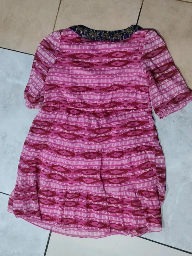 Vestido corto Rapsodia rosa con bordado - 3
