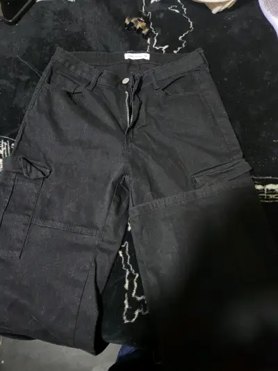 Pantalones cargo negros para mujer talla 38 - miniatura 2