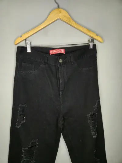 Jeans negros desgastados para mujer talla 44 - miniatura 1