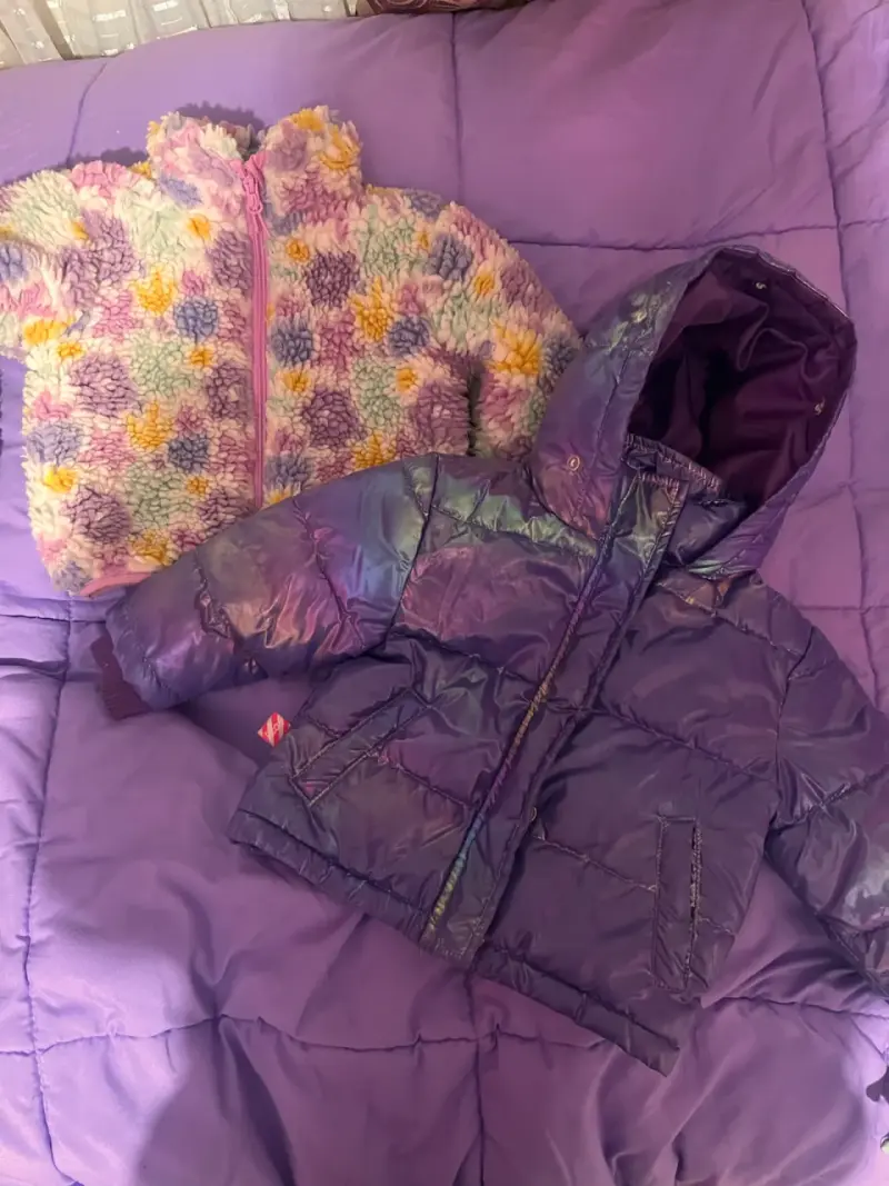 Chaquetas infantiles acolchadas y de lana