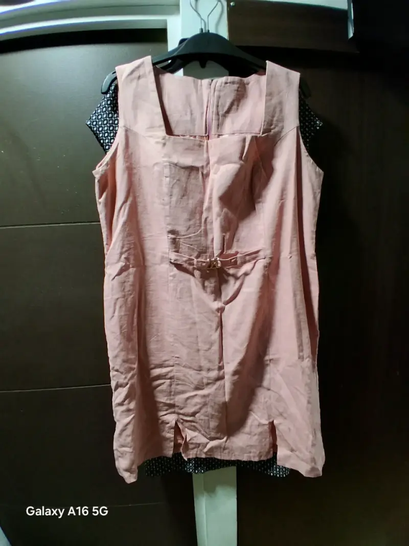 Vestido Betty Barclay con diseño geométrico - 3