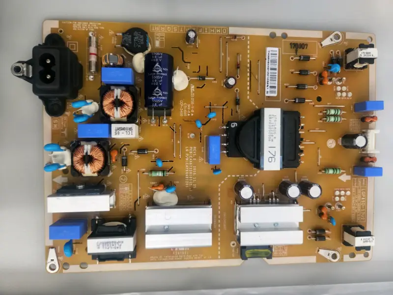 Partes de TV LG 49UJ6510 para reparación - 5