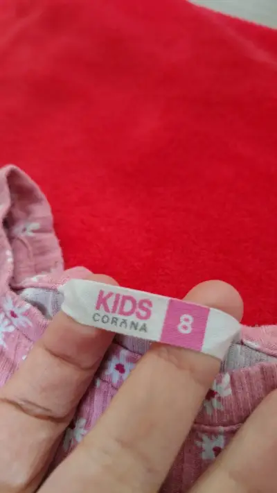 Polera rosa con flores para niña talla 8 - miniatura 2