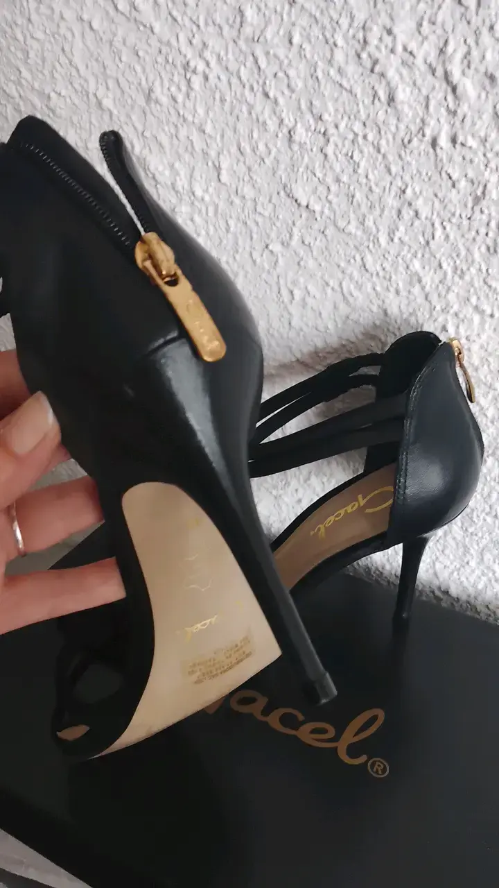 Tacones negros elegantes con tiras Gacel - 2