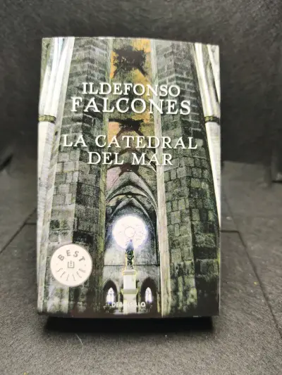 Libro 'La Catedral del Mar' de Ildefonso Falcones - miniatura 1
