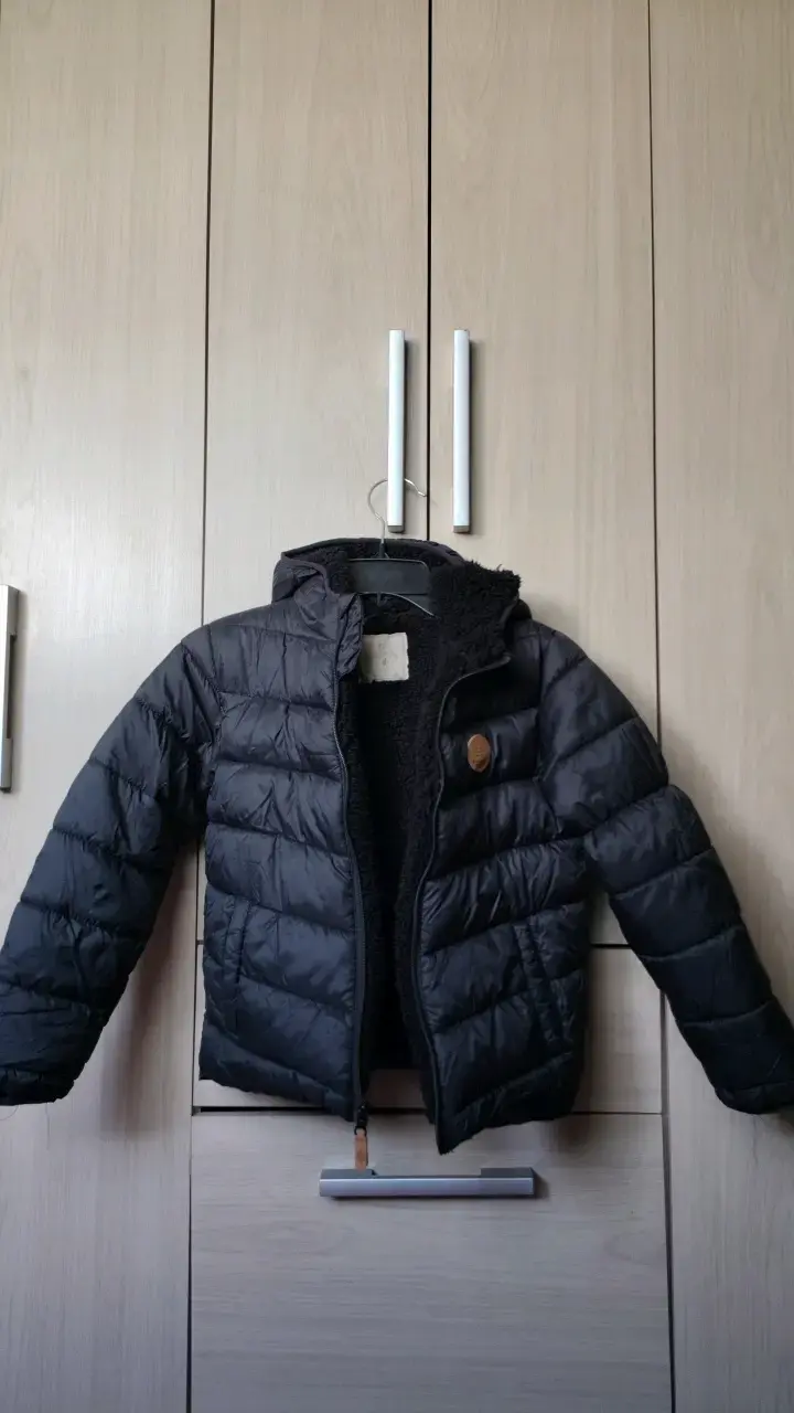 Chaqueta negra para niños talla 8