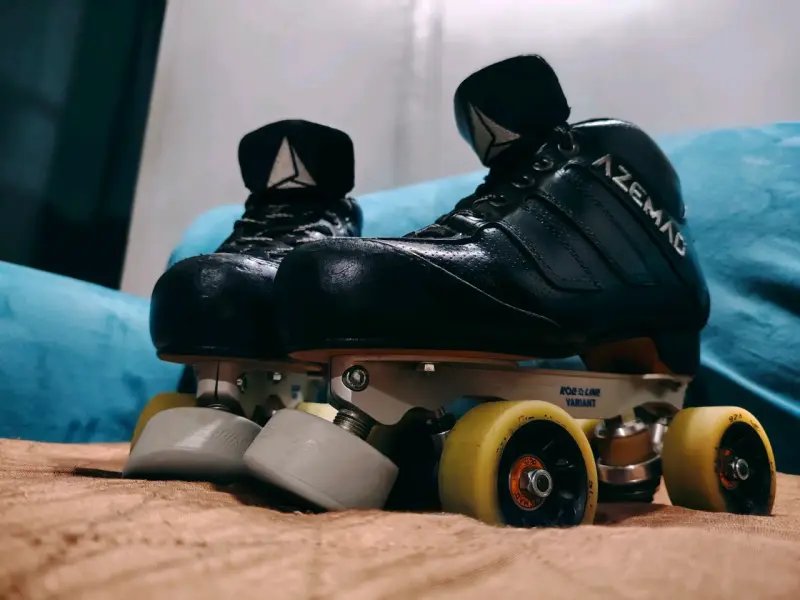 Patines de cuatro ruedas Azemad negros - 2