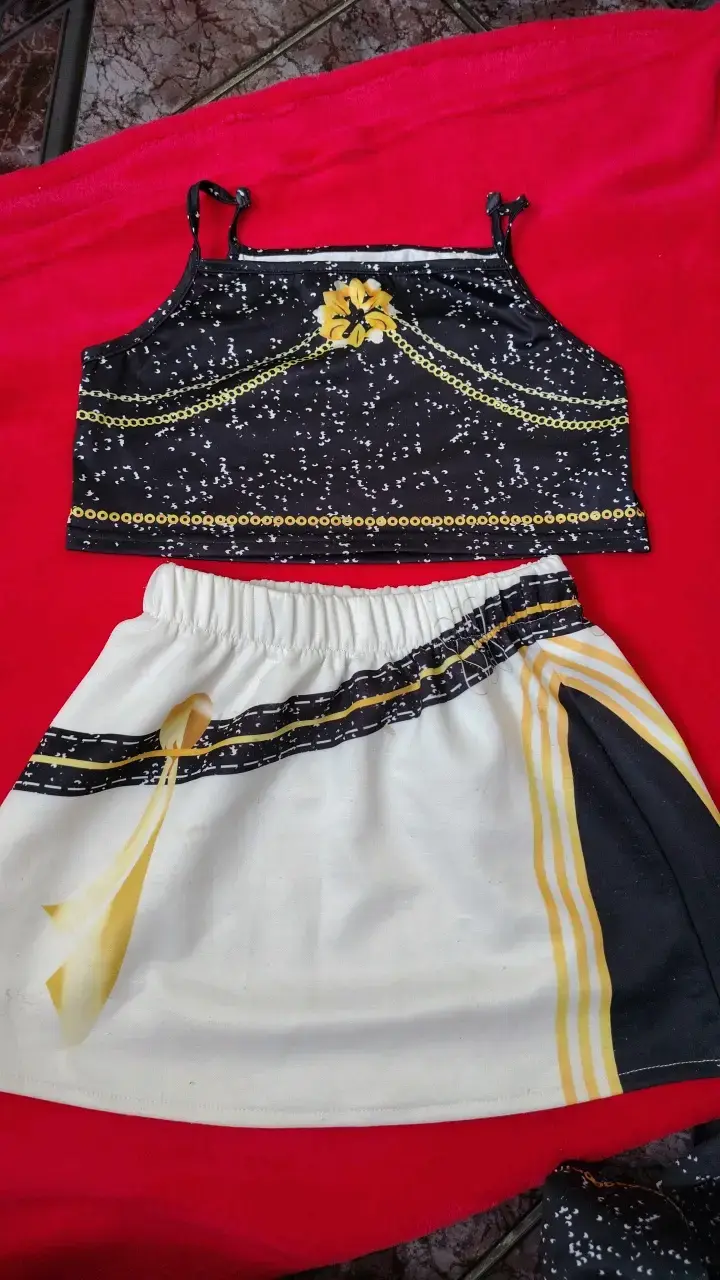 Conjunto kpop talla 6-8