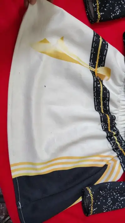 Conjunto kpop talla 6-8 - miniatura 3