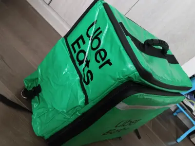Bolso térmico de reparto Uber Eats verde - miniatura 2