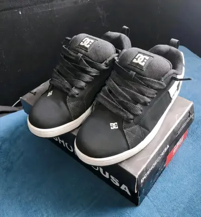 Zapatillas negras DC Court Graffik para hombre - miniatura 1