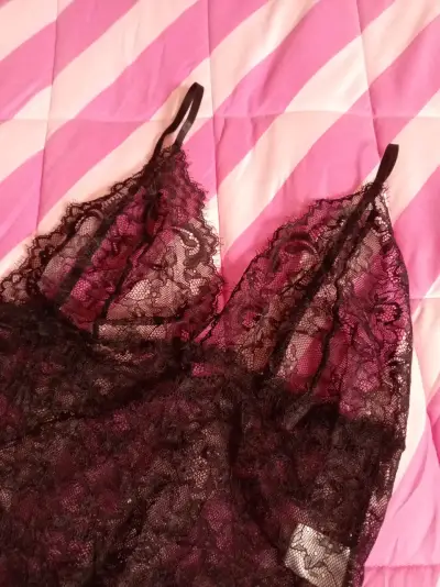 Bralette de encaje negro para mujer - miniatura 2
