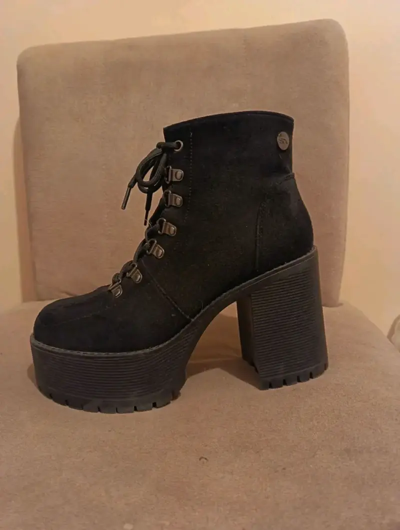 Botines de plataforma negros con cordones - 2