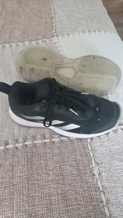 Zapatillas deportivas negras Adidas talla 37 - miniatura 1