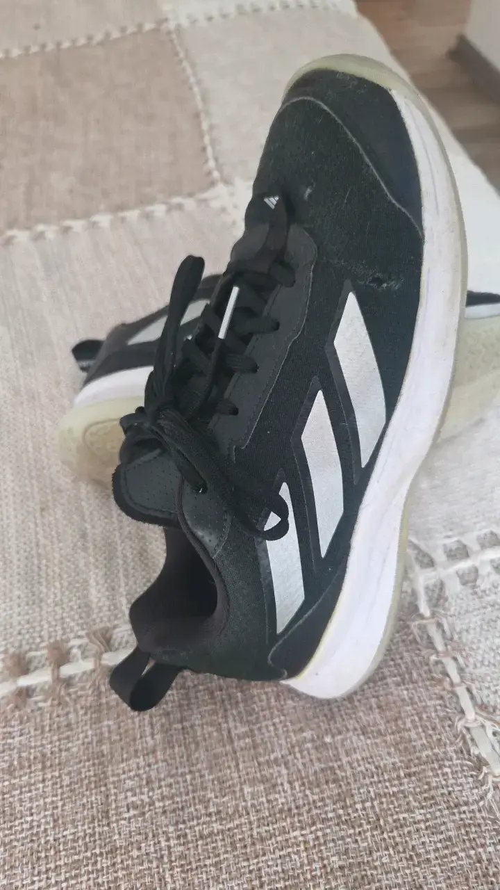 Zapatillas deportivas negras Adidas talla 37 - 2