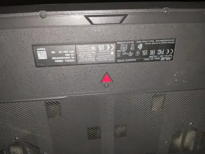 Laptop ASUS FX507Z gaming con retroiluminación - miniatura 1