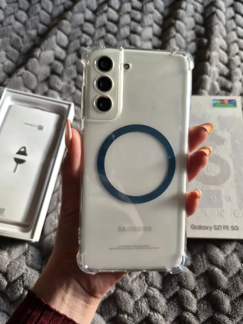 Samsung Galaxy S21 FE 5G con caja Original - 2