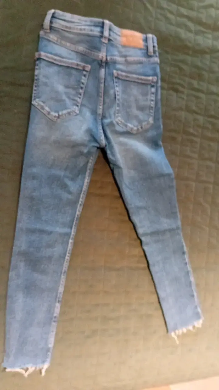 Jeans ajustados de mezclilla azul desgastados - 2