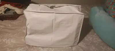 Máquina de Coser Janome 1050DC con Múltiples Puntadas - miniatura 1
