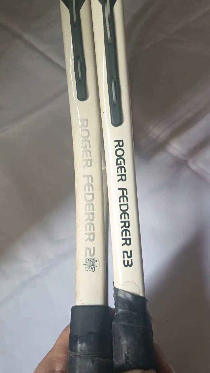 Raquetas de tenis Wilson Federer con funda - 4