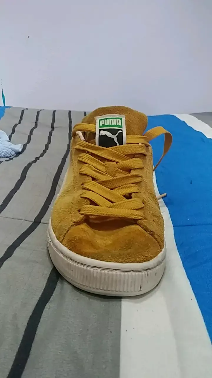 Zapatillas Puma de gamuza amarillas - 1