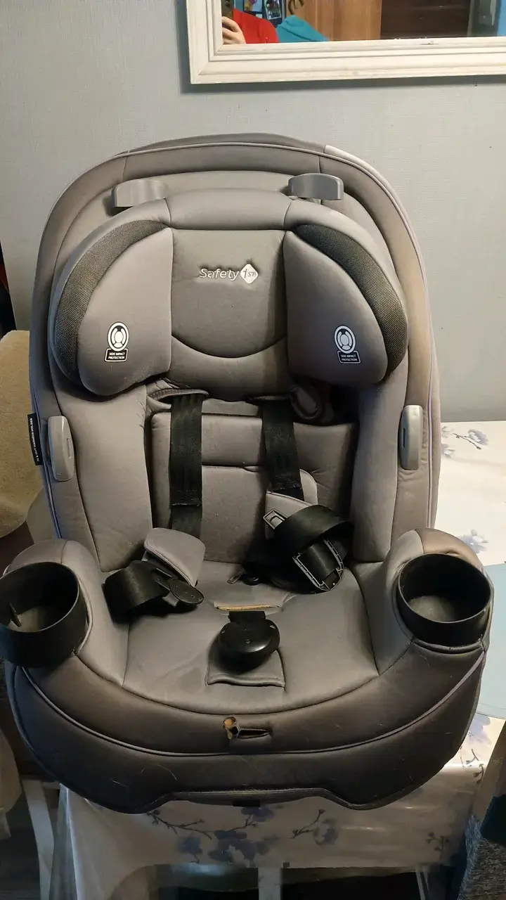 Silla de Auto para Bebé Safety 1st Gris - 1